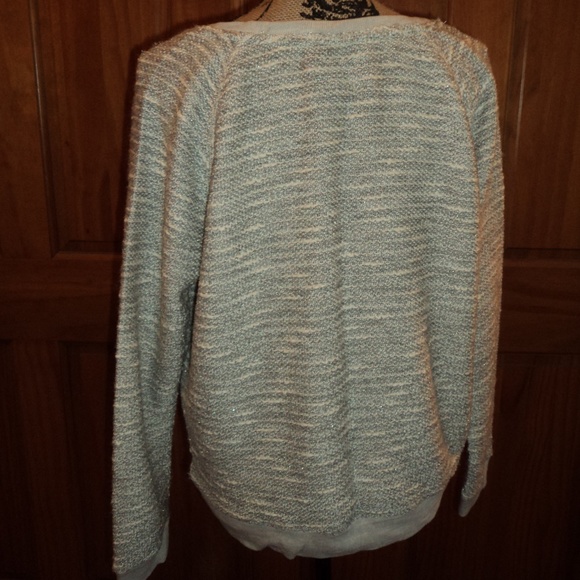 Sweater - Picture 4 of 5